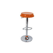 Orangefarbene Barhocker / K&uuml;chenhocker CAPSULE - Satz von 2 image pub1