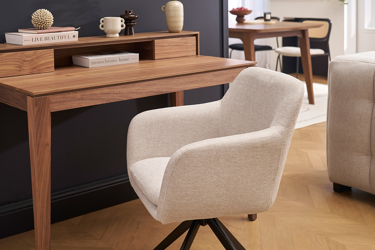 360� drehbarer Stuhl aus beigem samtartig strukturiertem Stoff und schwarzem Metall AMIKA