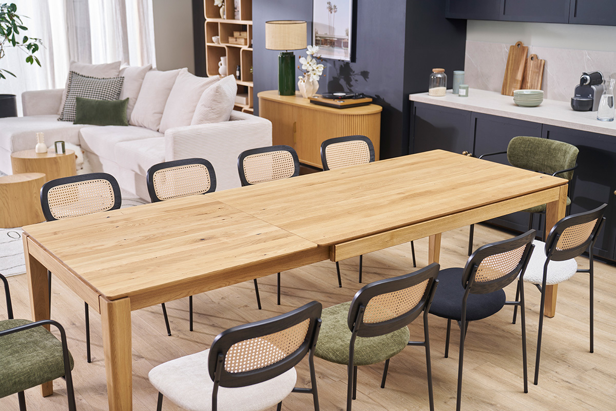 Ausziehbarer rechteckiger Esstisch mit integrierter Verl�ngerung aus hellem Eichenholz Massivholz L160-245 cm NELYA