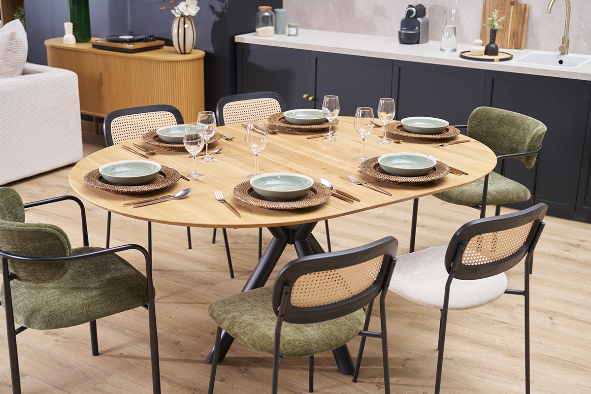 Ausziehbarer runder Esstisch in hellem Eichenholz Massiv L120-170 cm OLGA