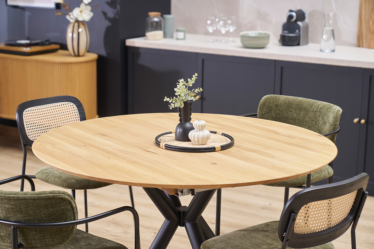 Ausziehbarer runder Esstisch in hellem Eichenholz Massiv L120-170 cm OLGA