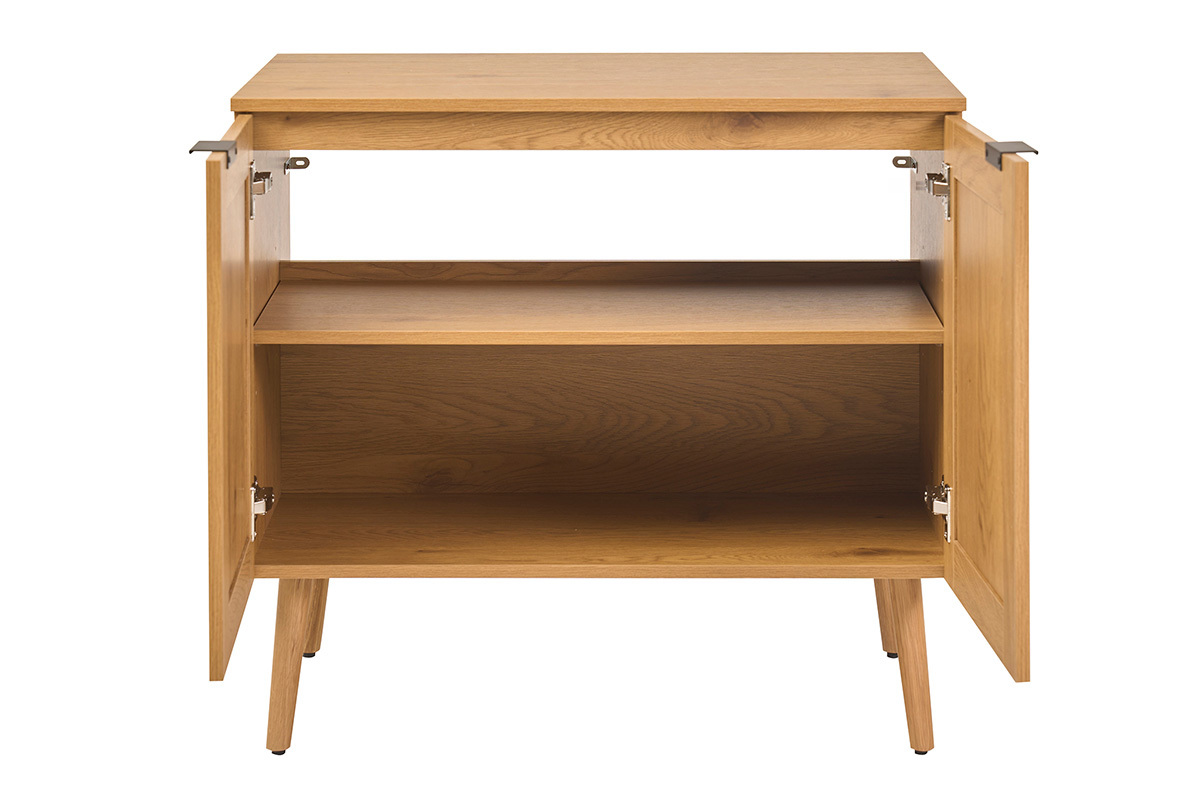 Badezimmerm�bel aus hellem Holz, Rattan-Geflecht und schwarzem Metall, offene T�ren, Frontansicht.