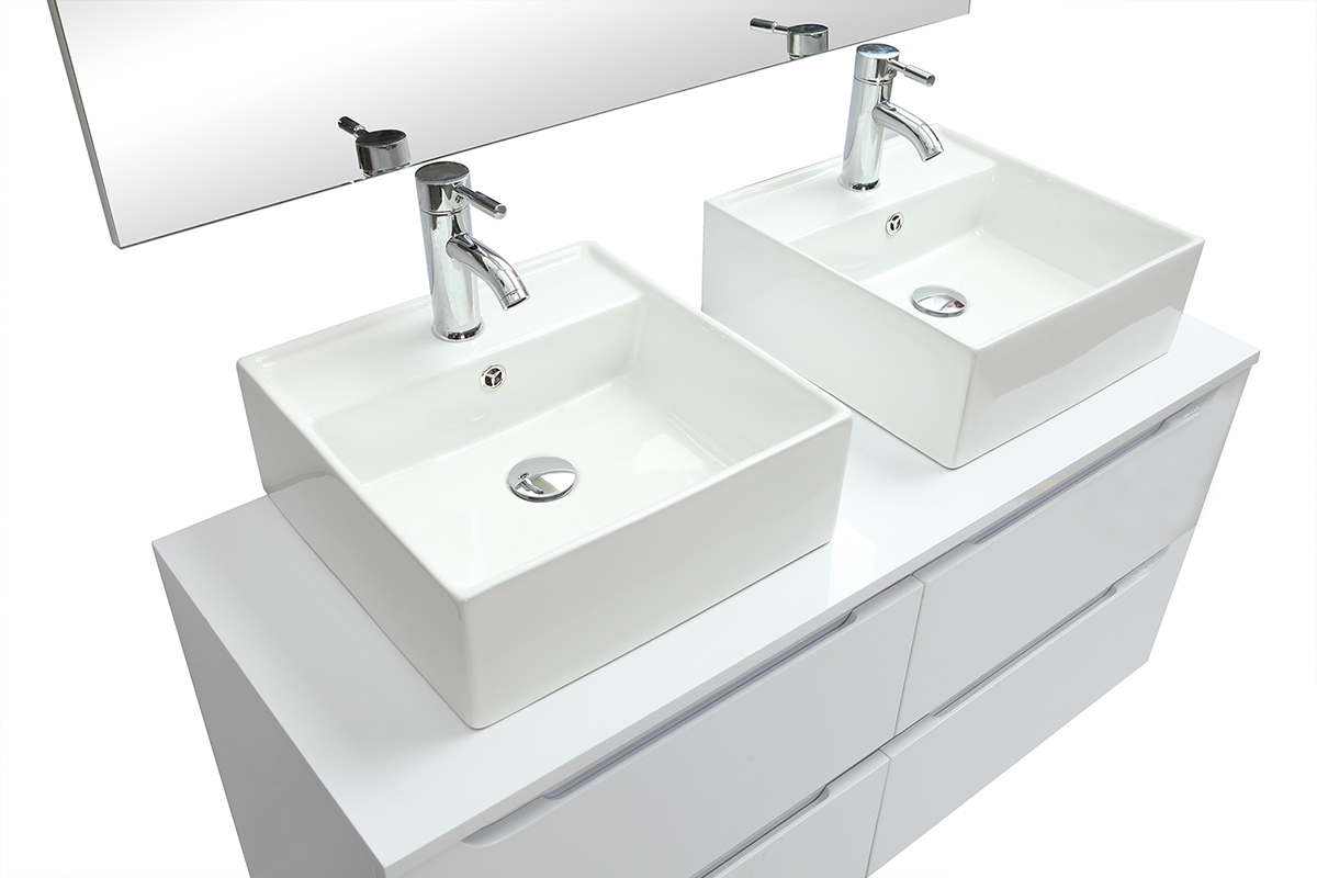 Badmbel mit Spiegel und Staufchern wei (ohne Waschtische) LOTA