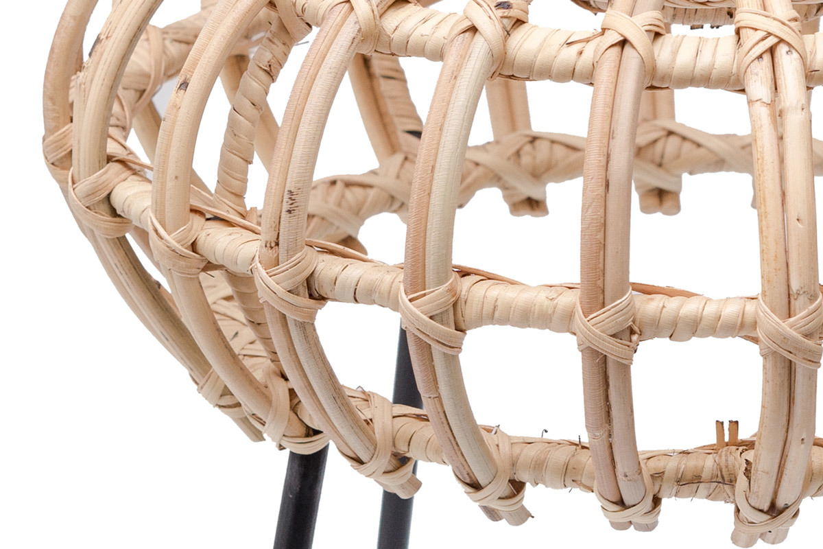Barhocker aus Rattan mit Metallfu HOLLOW