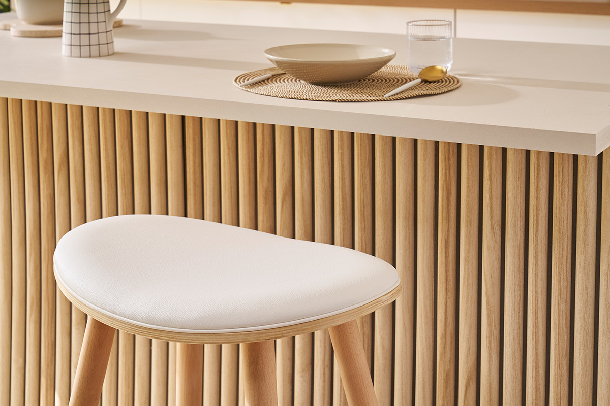 Barhocker helles Holz PU wei 65 cm (2er-Set) MEADOW