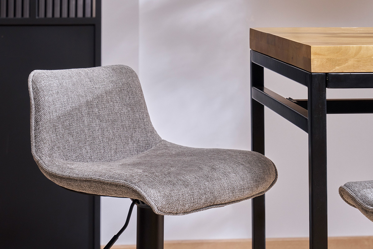 Barhocker hhenverstellbar und um 360 drehbar aus Stoff mit strukturiertem Samteffekt in Grau und Metall (2er-Set) BOOST