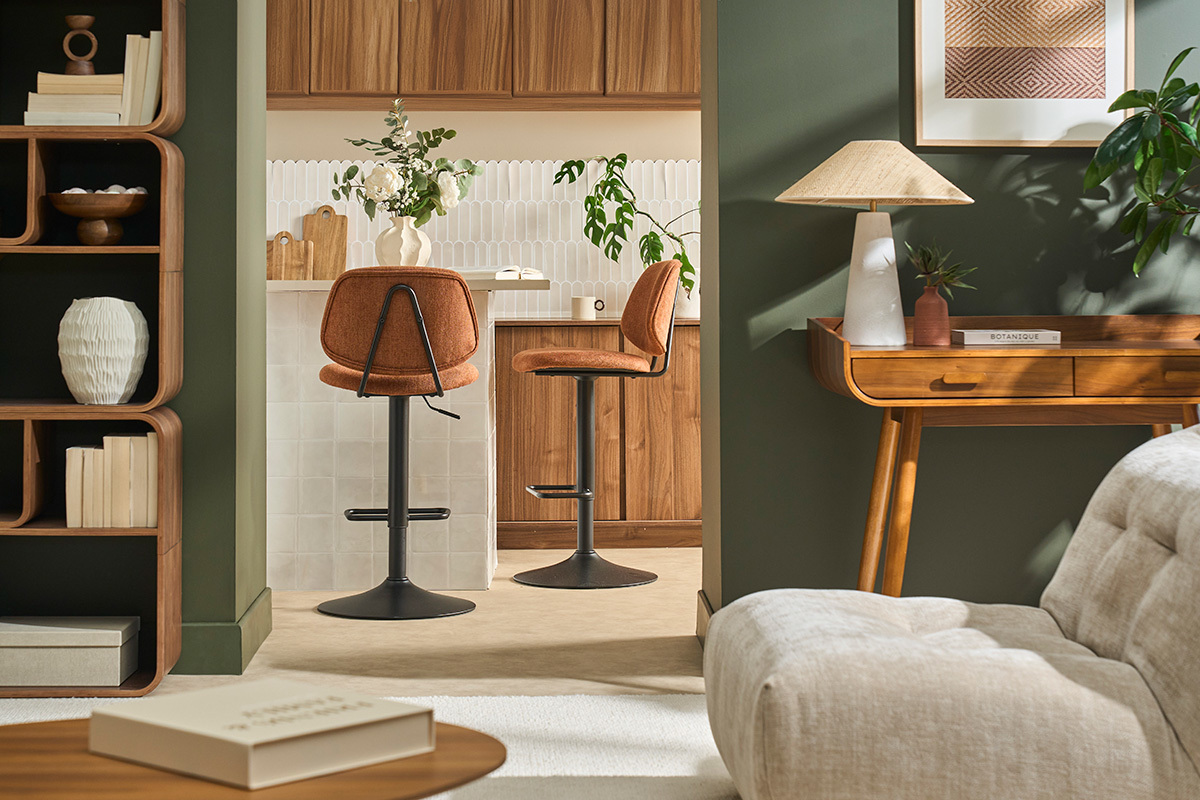 Barhocker im Design-Stil mit Stoffbezug in Samt-Optik Burnt Earth und schwarzem Metall BARNET (2er Set)