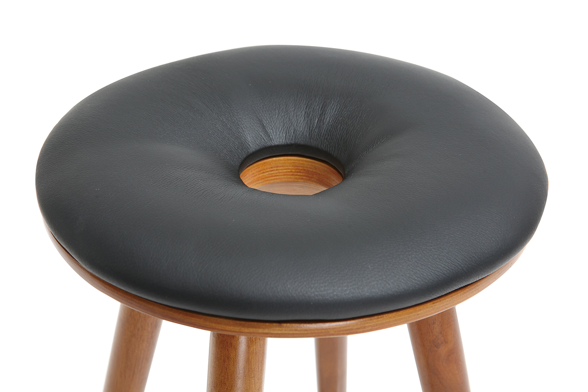 Barhocker skandinavisch 65 cm PU Schwarz Beine Nussbaum NORDECO