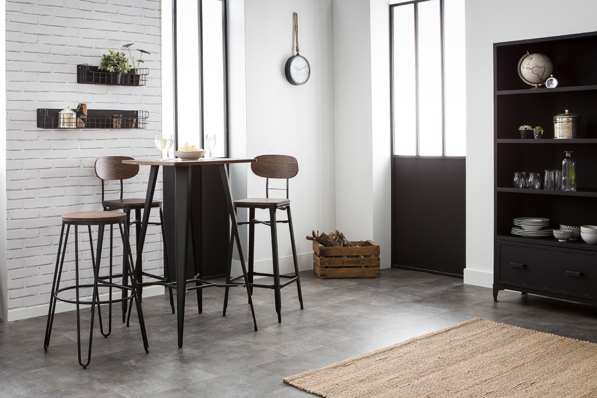 Bartisch HOCKER aus schwarzem Metall
