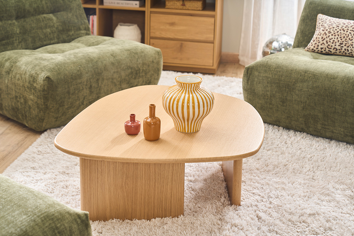 Beistelltisch in organischer Form aus hellem Eichenholz L85 cm ONDINE