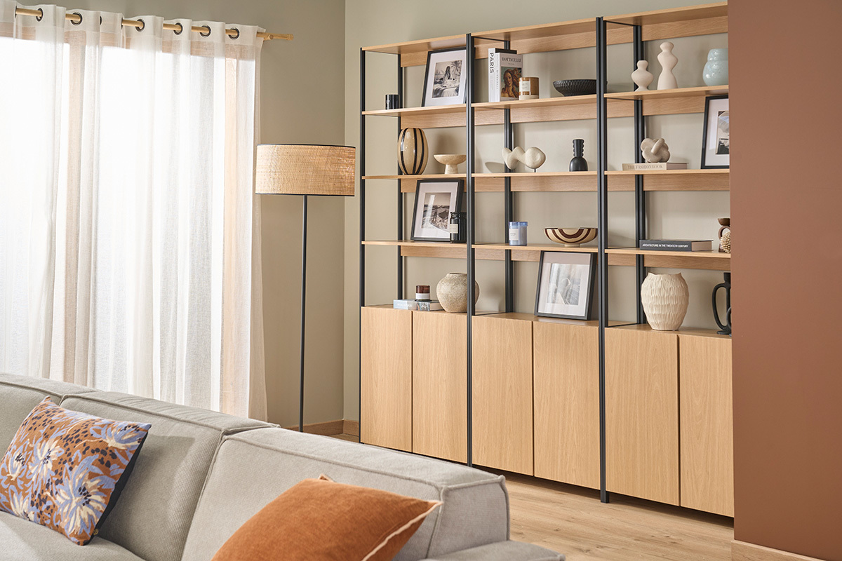 B�cherregal mit Aufbewahrung in heller Eichenholz-Optik und schwarzem Metall L80 cm MAXENCE