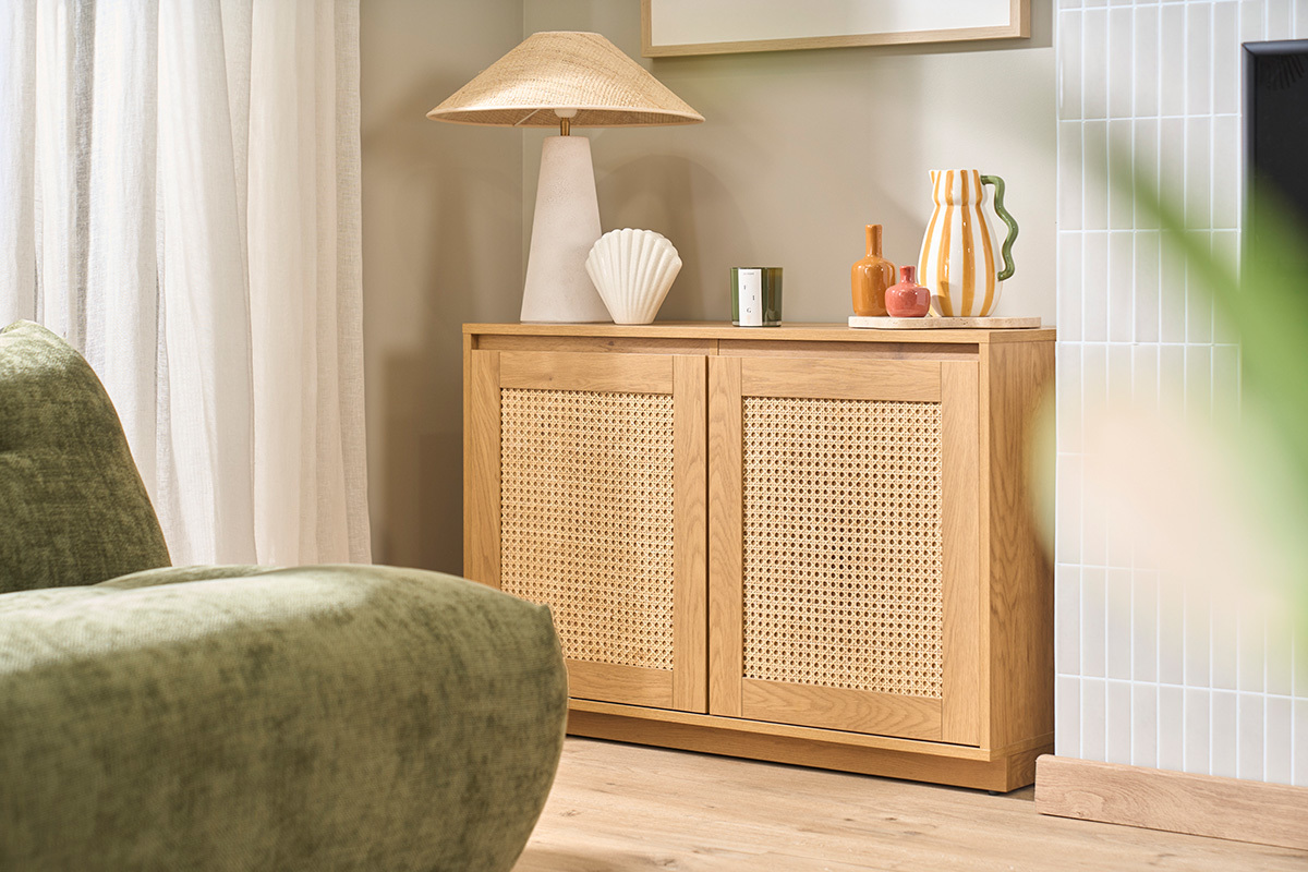 Buffet mit heller Eichenholz-Finish und Rattangeflecht L96 cm SEVILLE