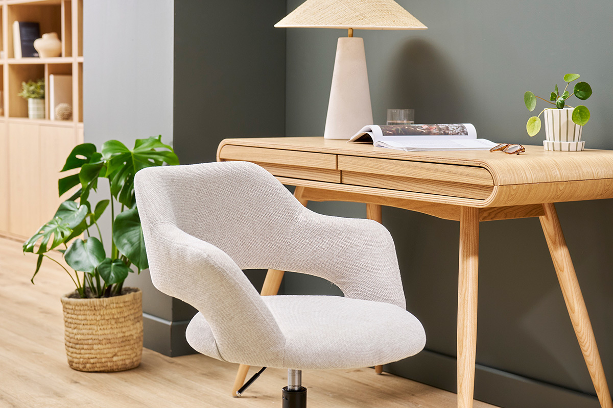 Brostuhl mit Rollen aus Design-Stoff in beigem samtigem Textureffekt und schwarzem Metall JESSY