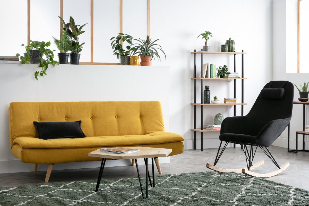 Couchtisch hexagonal strukturiert aus Mangoholz und schwarzem Metall VIBES