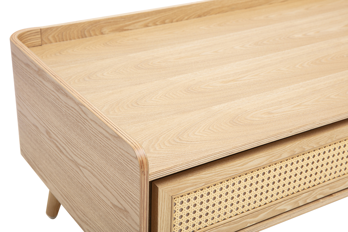 Couchtisch aus hellem Eschenholz mit Schublade aus Rattan-Geflecht, Draufsicht.