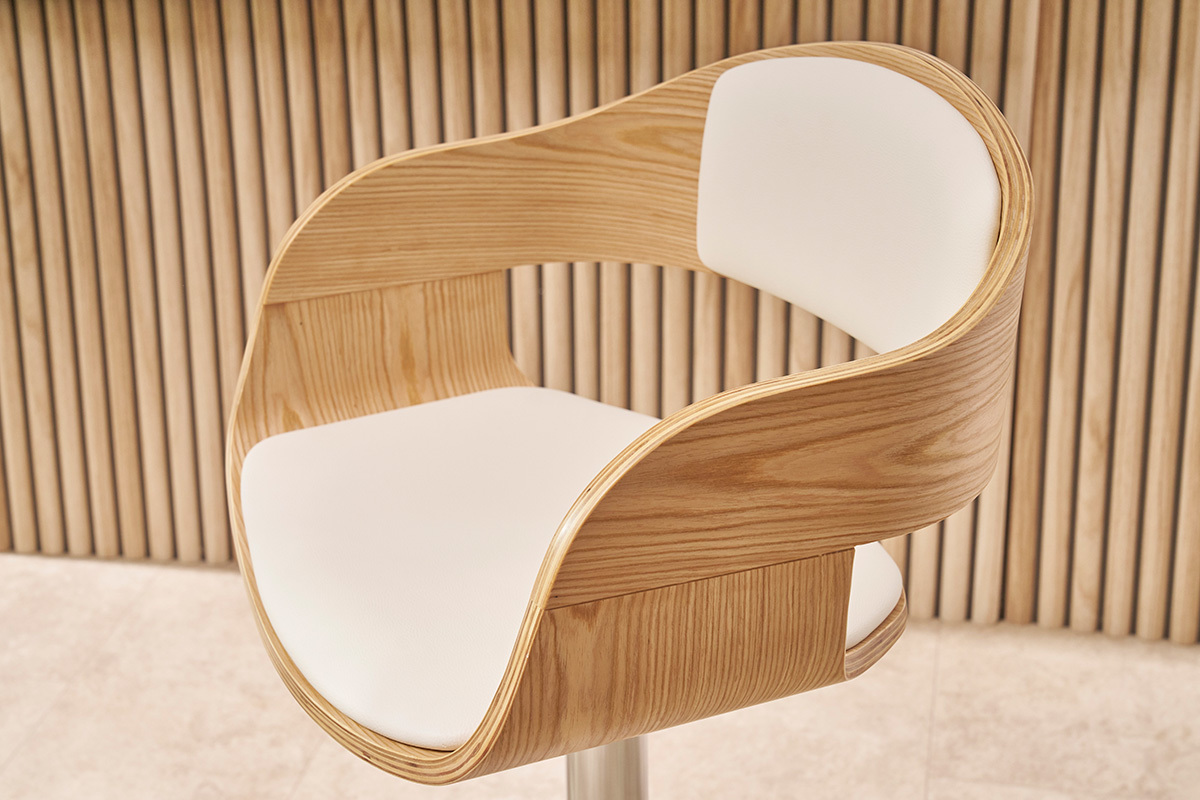 Design-Barhocker hhenverstellbar aus weiem Polyurethan und hellem Holz (2er-Set) EUSTACHE