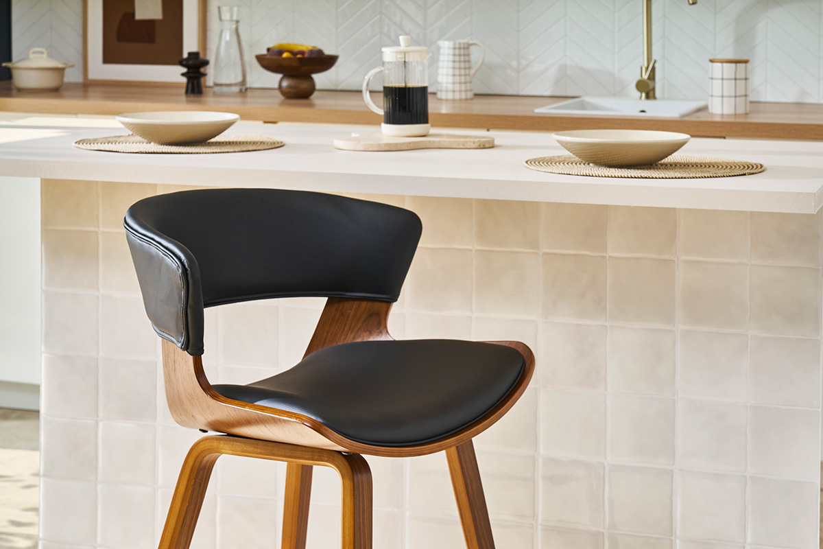 Design-Barhocker schwarz mit dunklem Holz H 65 cm (2er-Set) SYRAH