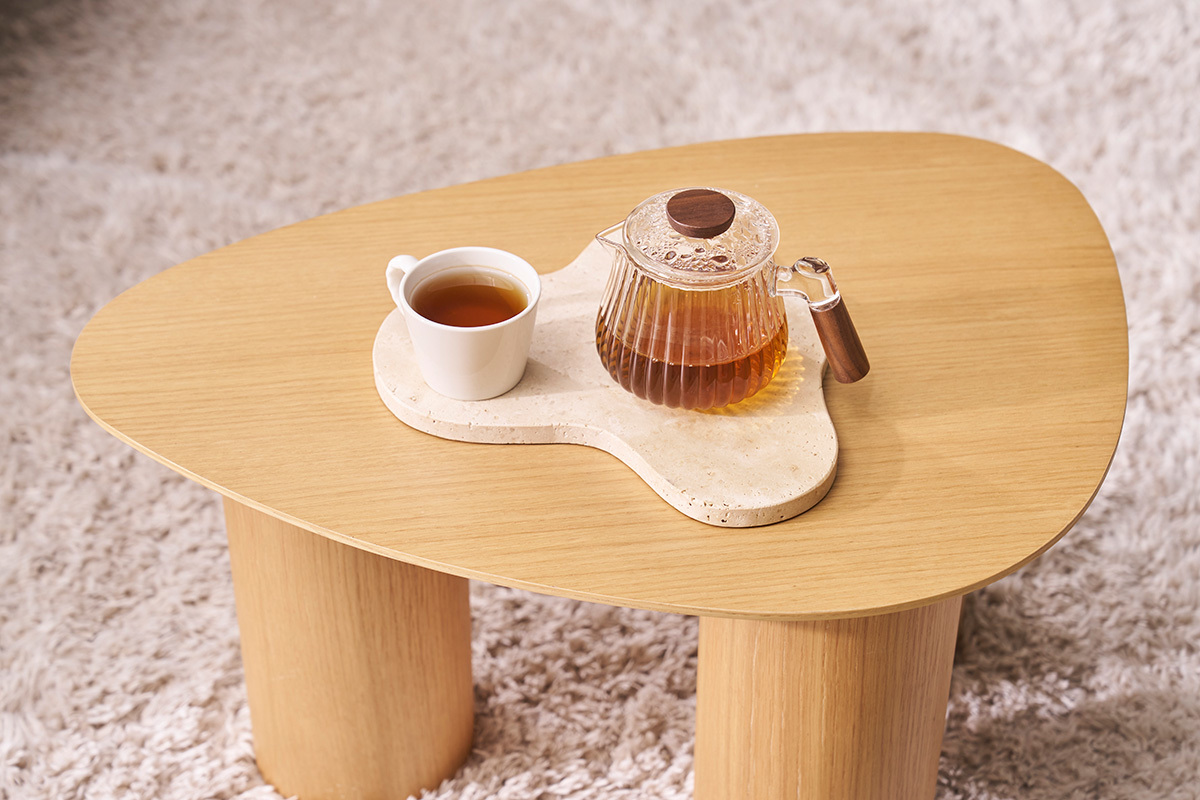 Design-Beistelltische aus hellem Holz (2er-Set) FOLEEN