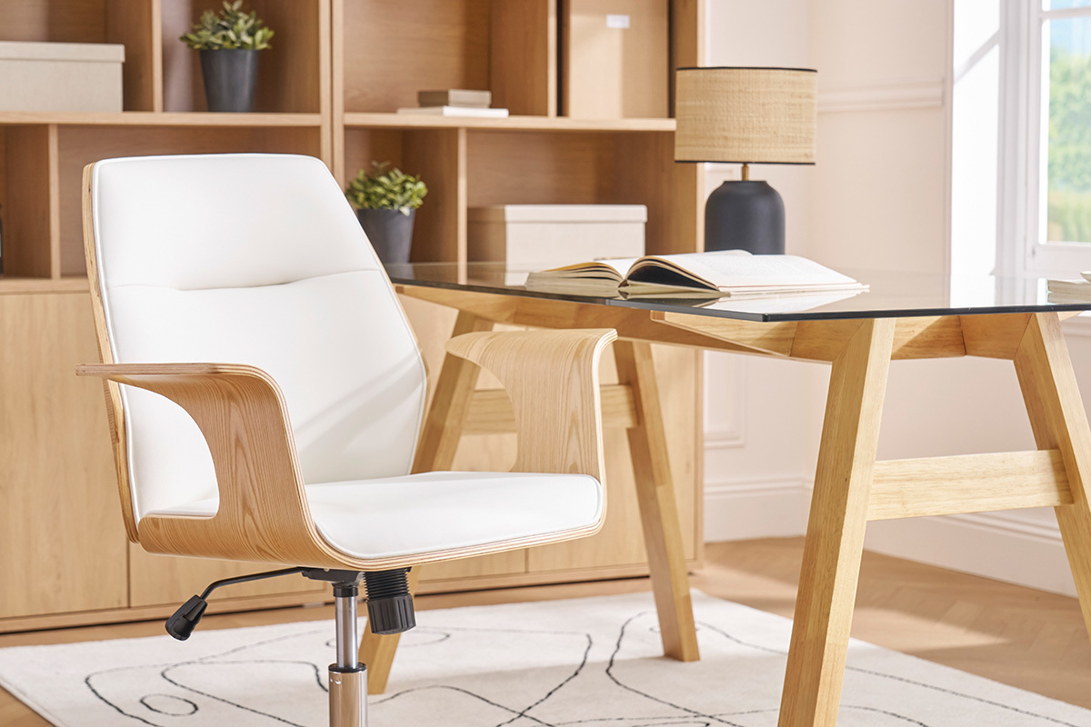Design-Brostuhl in Wei mit hellem Holz RUFIN