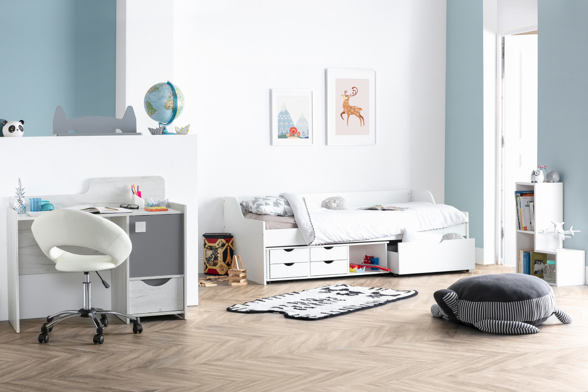 Design-Brostuhl Schwarz auf Rollen PINTO