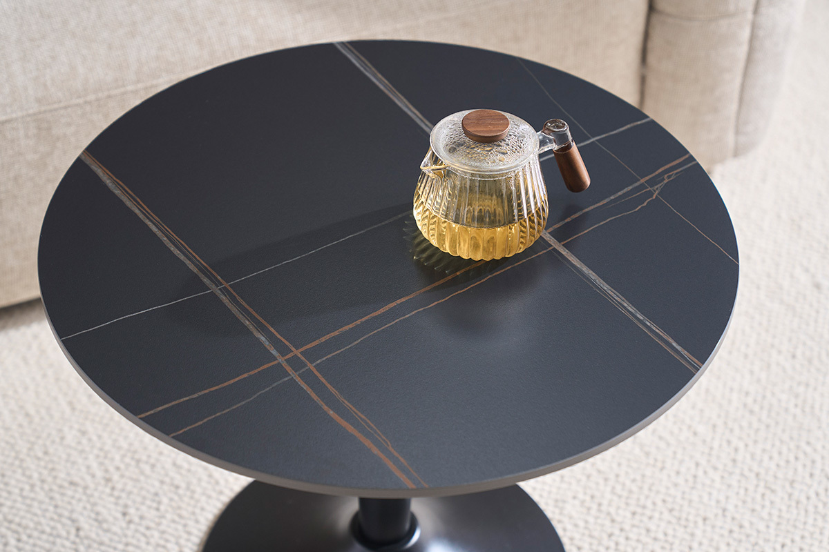 Design Couchtisch aus schwarzer Keramik und Metall D60 cm MALOU