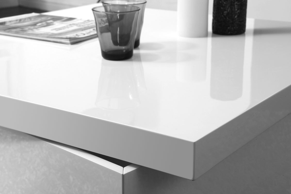 Design-Couchtisch lackiert wei JANA