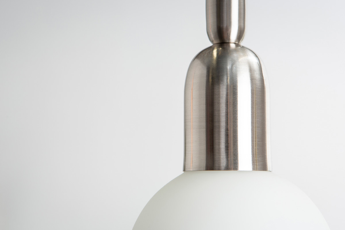 Design H�ngelampe Metall verchromt mit Glasbirne BULB