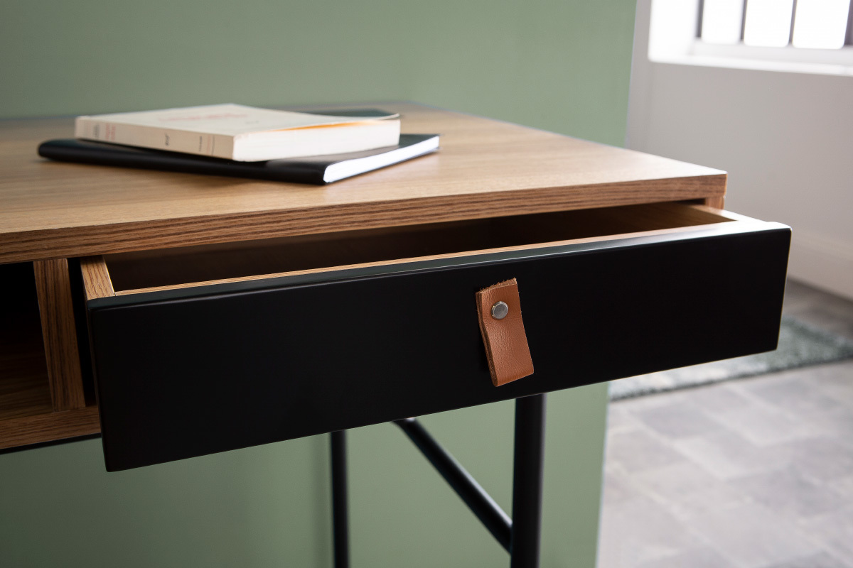 Design-Schreibtisch mit Stauraum Eichholz und schwarz OFICI