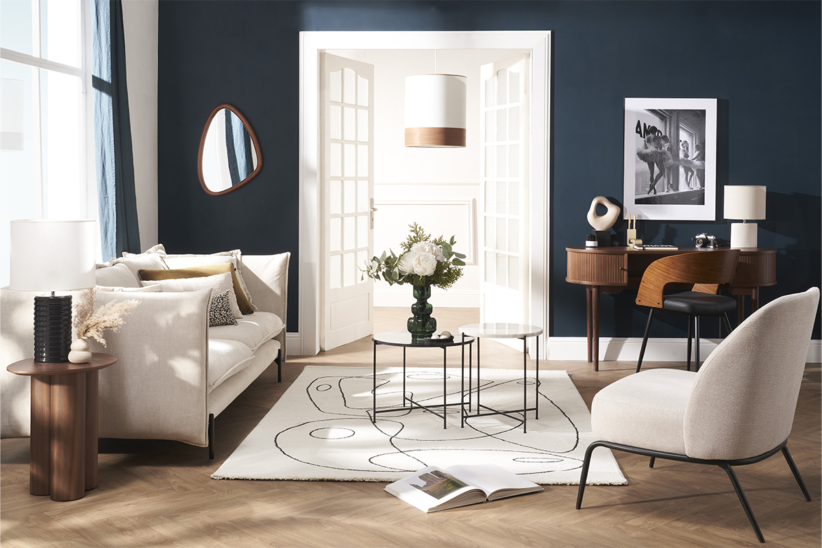 Design-Sessel im beigen Samtdesign mit schwarzem Metallfu BREGO