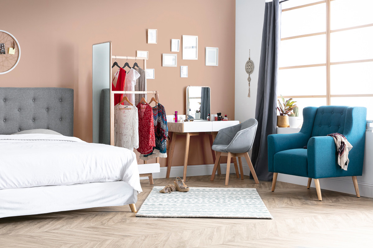 Design-Sessel skandinavisch Blaugrn und helles Holz BRIGHTON