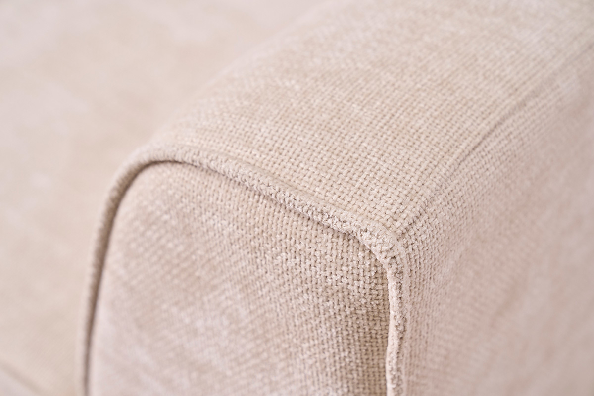 Design-Sofa aus beige strukturiertem Samtoptik-Stoff, 3-Sitzer GRAMMY