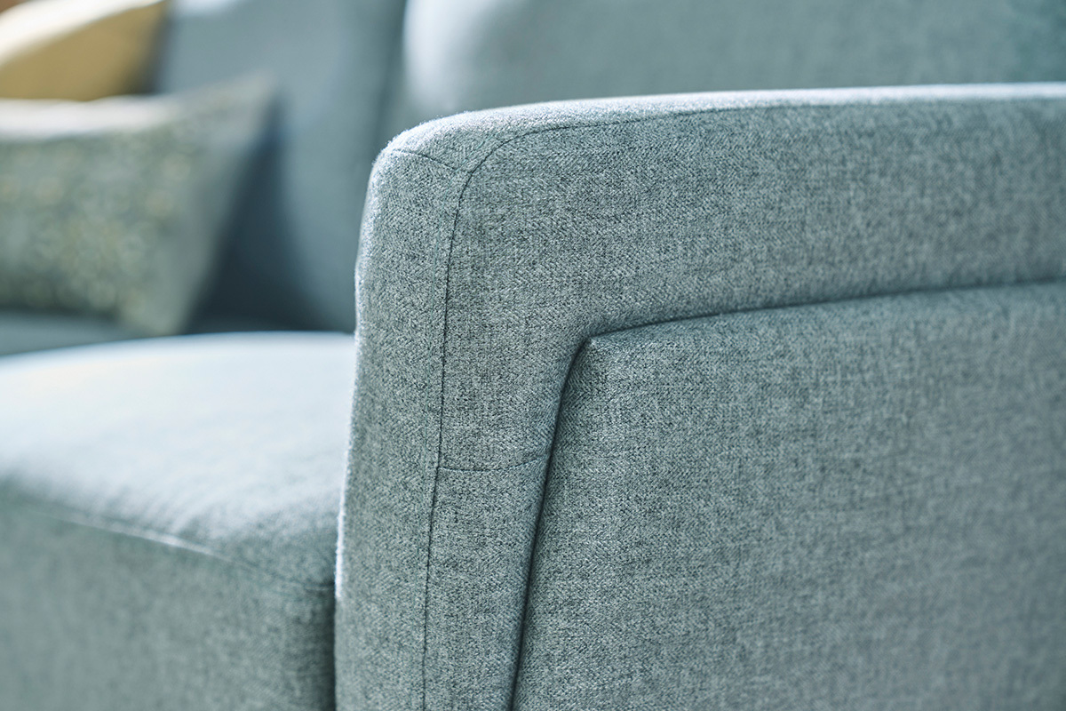 Design-Sofa im graugrnen Samtdesign mit schwarzem Metallfu 3-Sitzer MOSCO