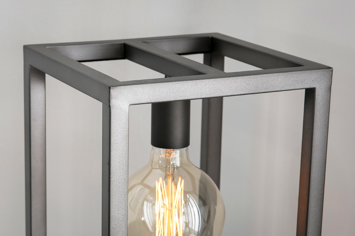 Design-Stehlampe aus Metall quadratisch COLUMN