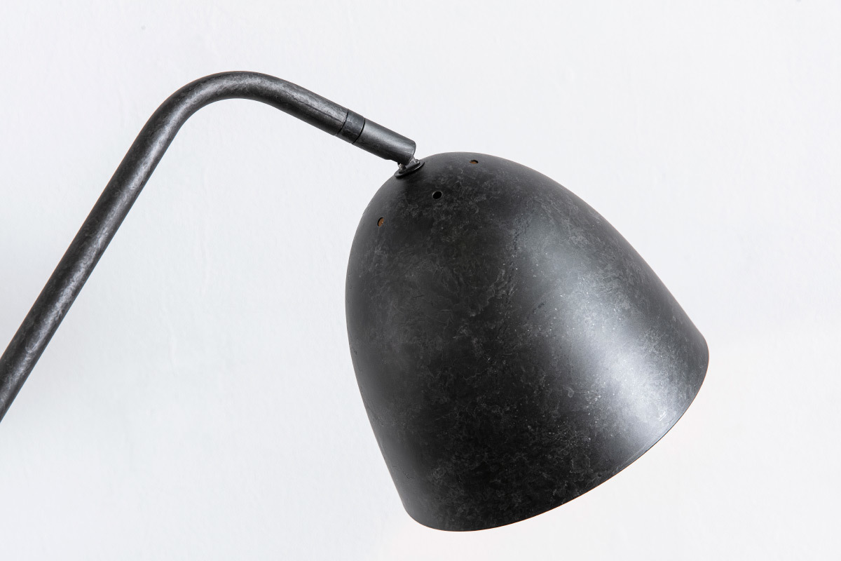 Design-Stehleuchte Dreifu aus Metall Anthrazit TRYO