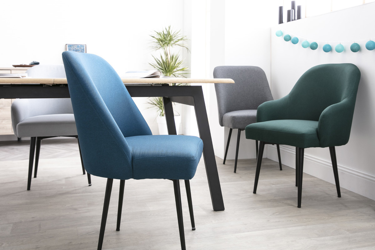 Design-Stuhl blaugrner Stoff und Metallbeine Schwarz LOV