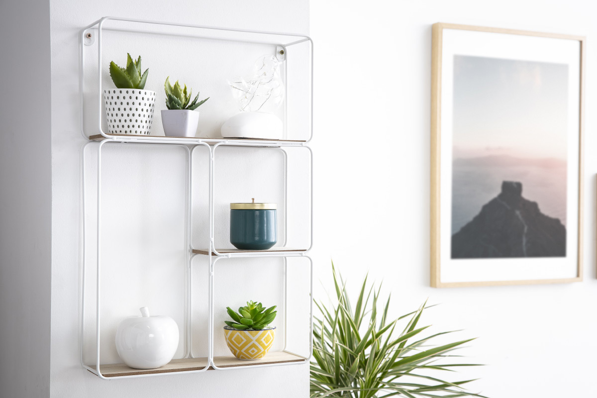 Design-Wandregal Metall Wei� und Holz BRICK