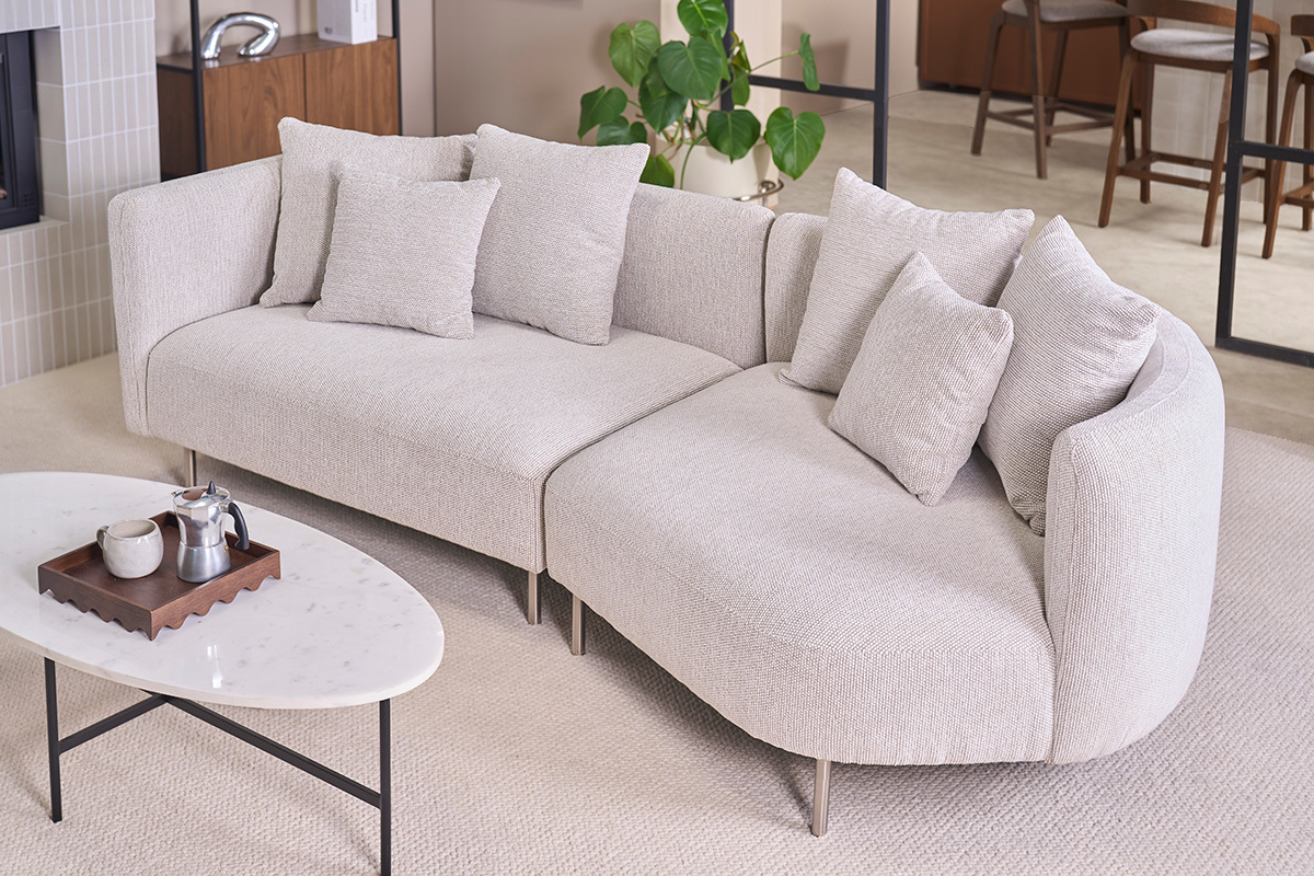 Designer-Sofa 3-4 Pl�tze aus Samteffekt Chenille-Stoff beige und verchromtem Metall IGLESIAS