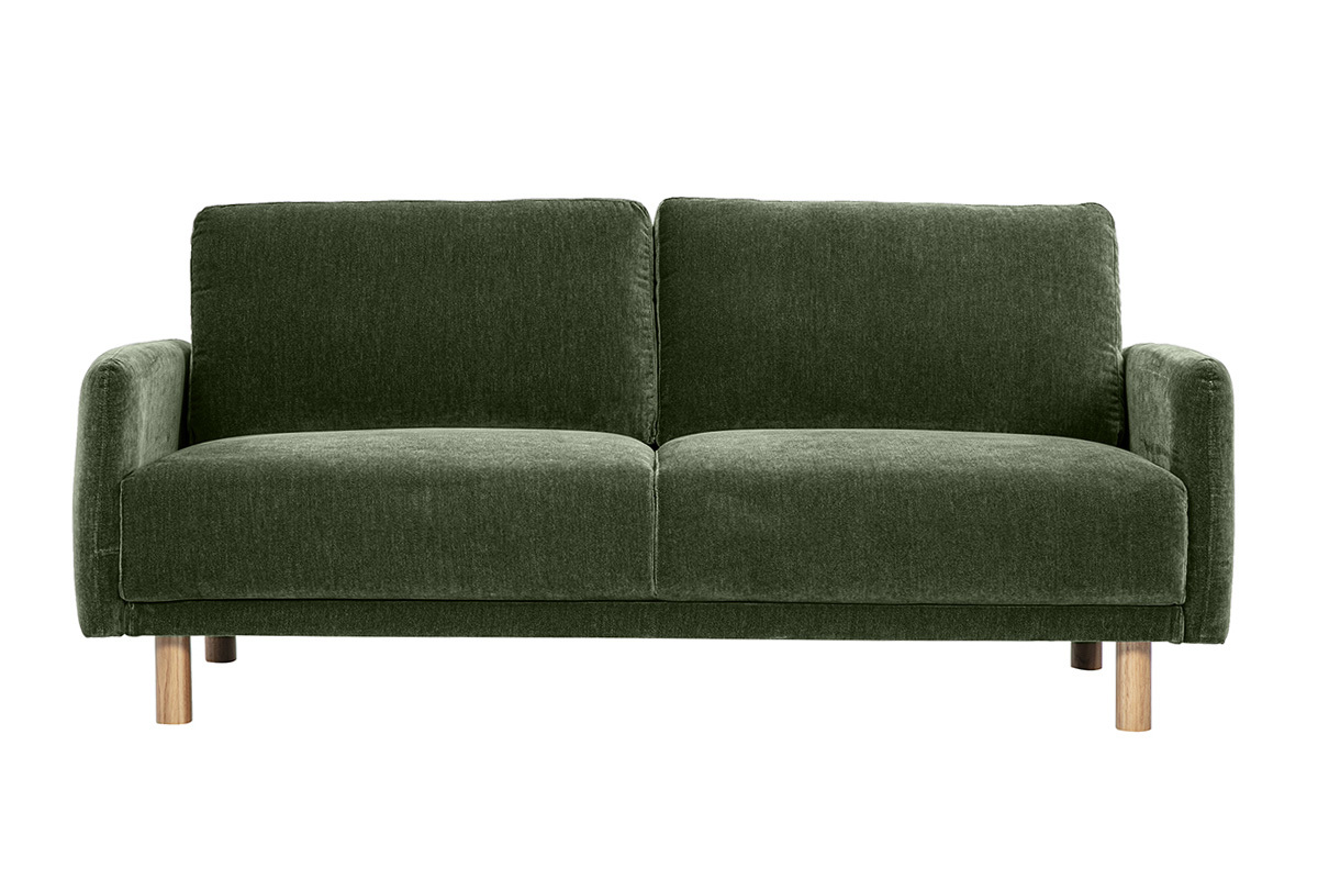 Dreisitzer-Sofa in Khakigr�n Samtoptik, mit hellen Holzf��en, Frontansicht.