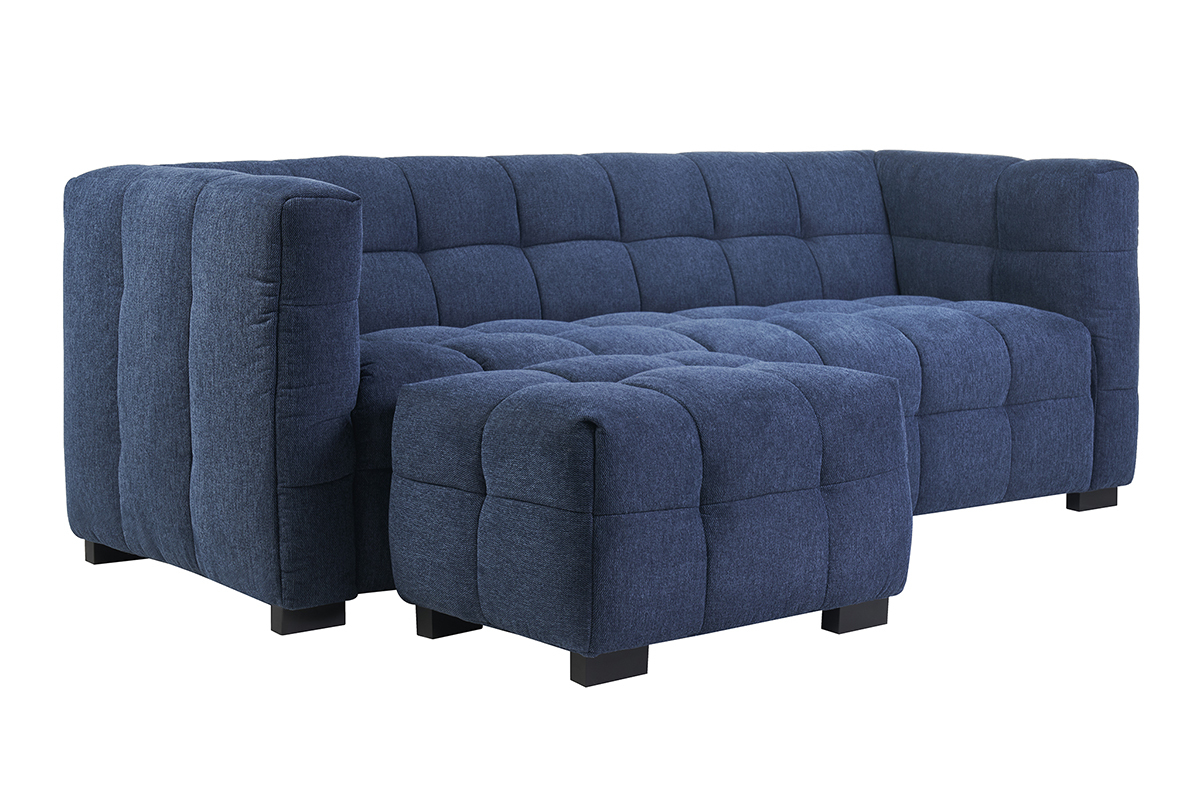 Designsofa mit 3 Pltzen und Fuhocker aus dunkelblauem strukturiertem Samteffektstoff CORTO