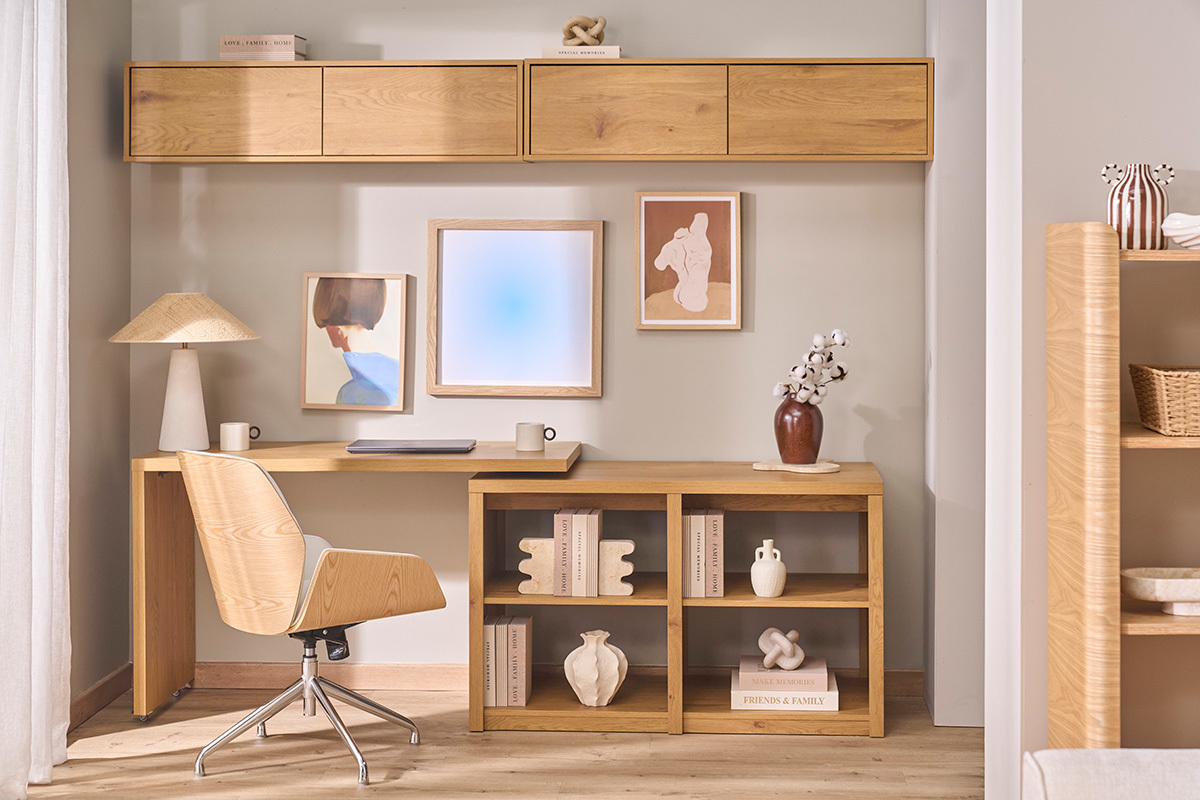 Drehbarer B�rostuhl im Design 360� in Wei�, hellem Holz und Chrom-Metall MARLOW