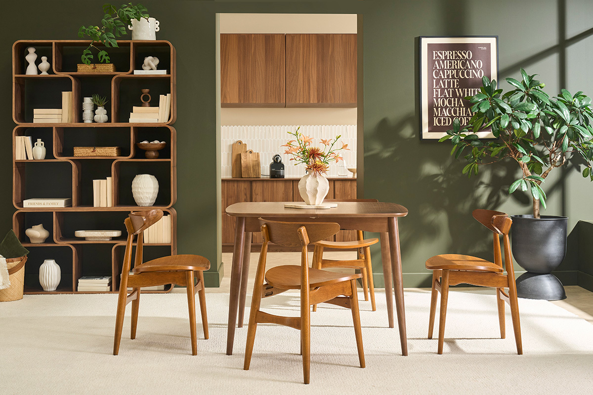 Dunkelbraune skandinavische St�hle aus Eschenholz (2er-Set) WALFORD