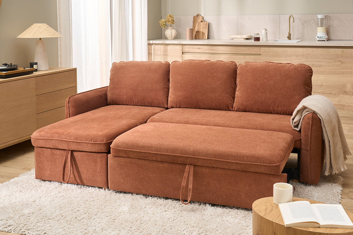 Ecksofa mit Schlaffunktion, umkehrbar, mit Stauraum, 3 Sitzer in Textur-Velours-Effekt gebrannte Erde und hellem Holz ORSO