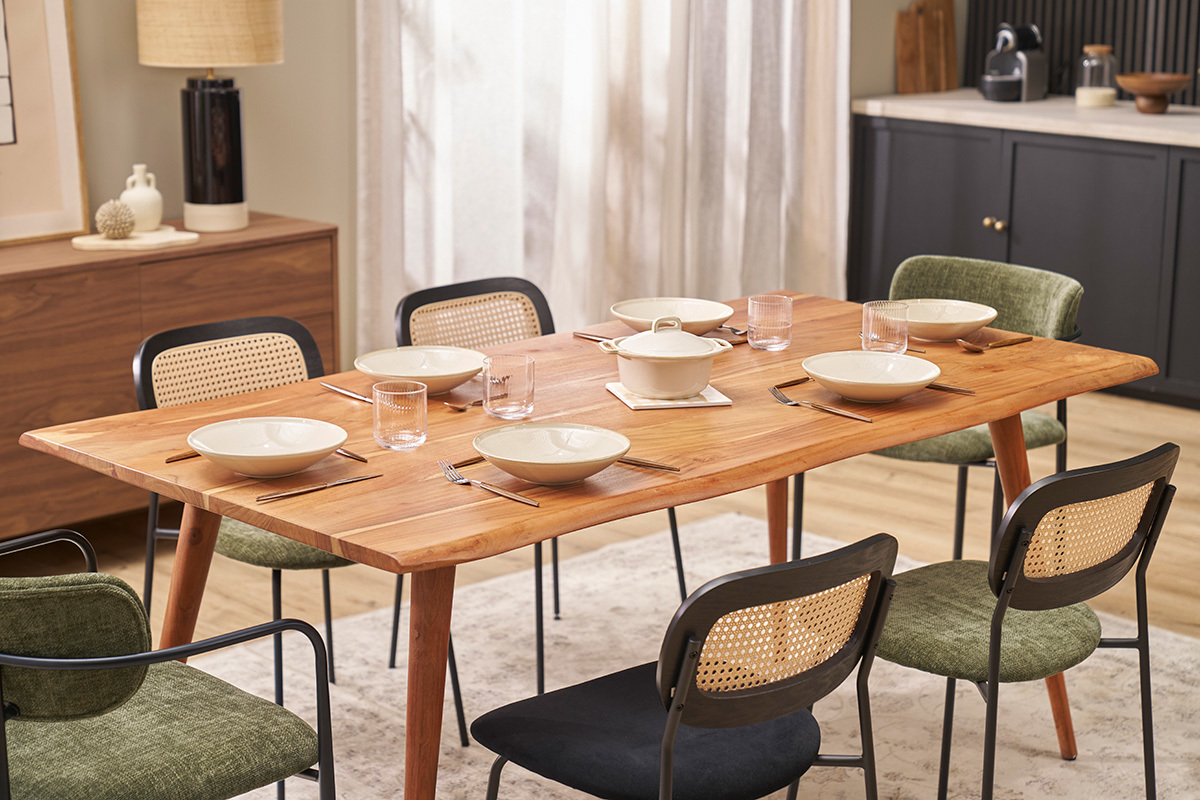 Esstisch aus massivem Akazienholz B175 cm SAVANA