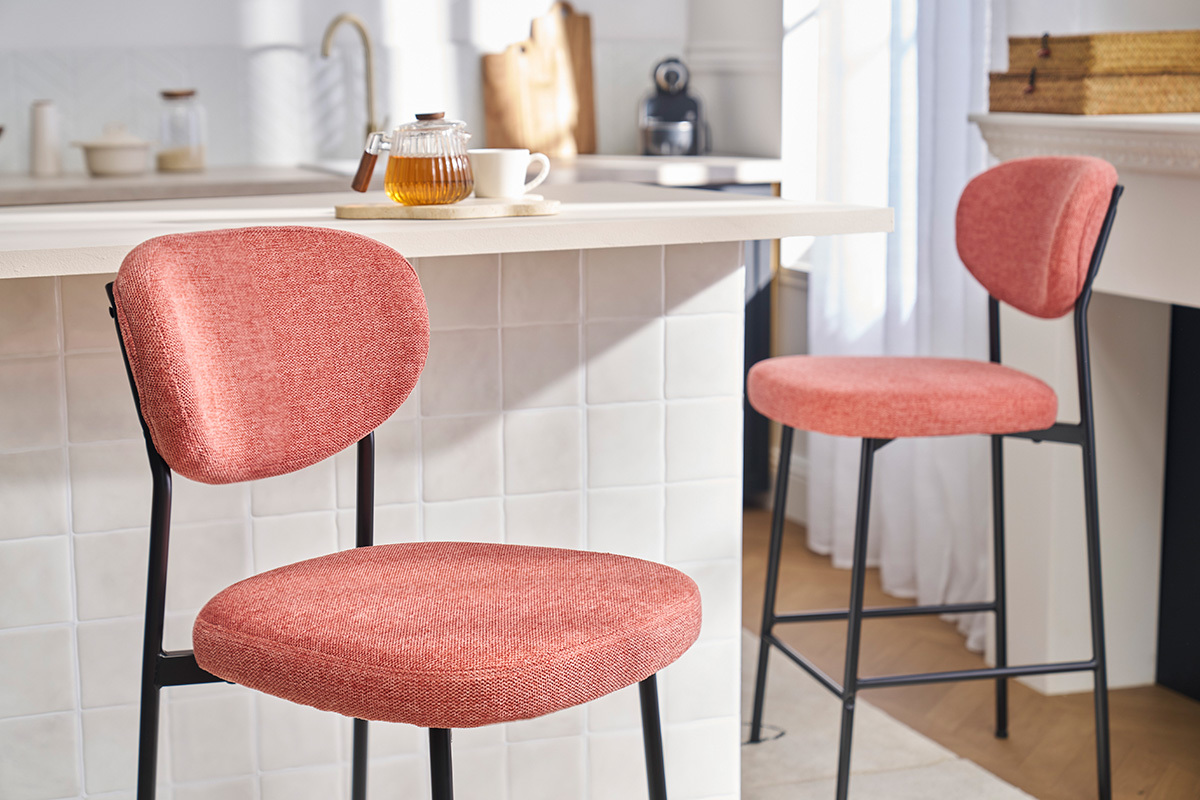 Feste Barhocker aus terrakottafarbenem Textur-Veloursstoff H65 cm (2er-Set) BREKA