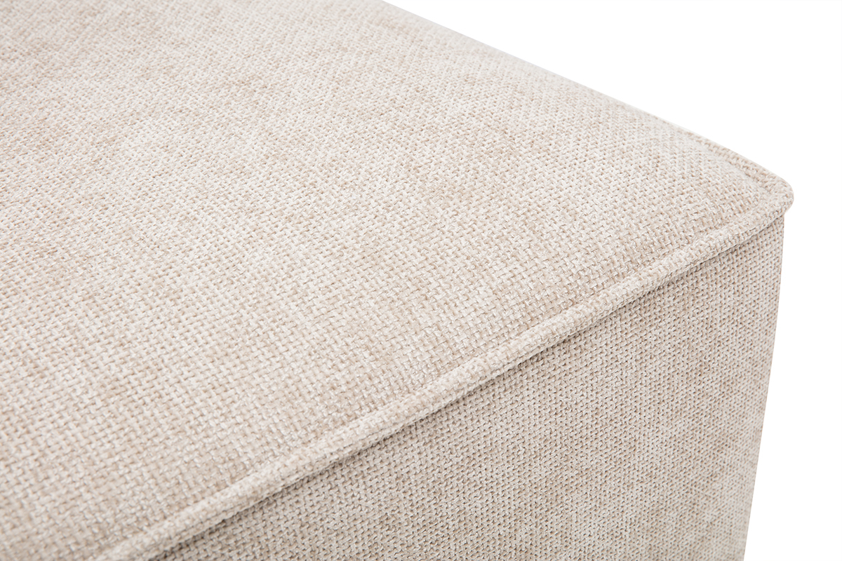 Nahaufnahme des quadratischen Fu�hockers aus Stoff mit strukturierter Samtoptik in Beige KERRY