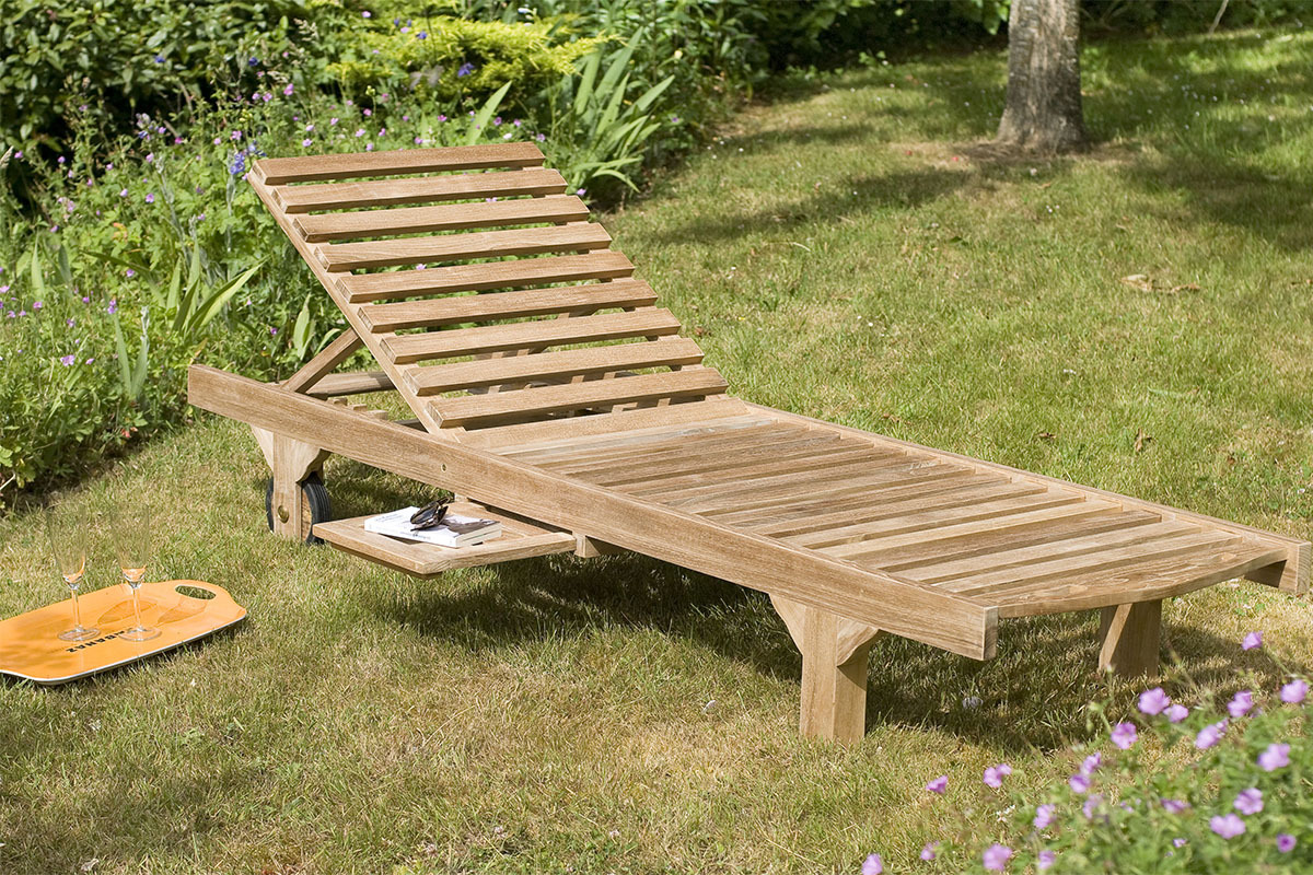 Gartenliege aus Teak TRINITE