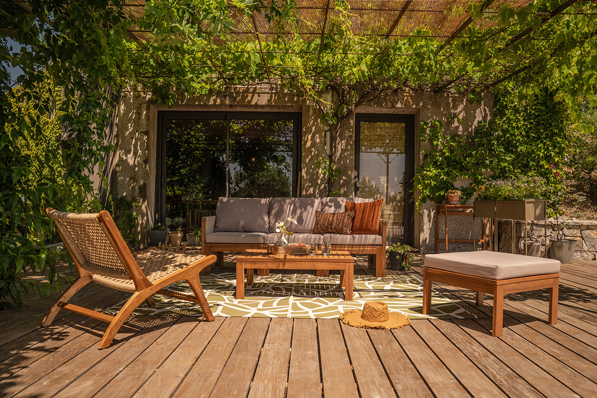 Gartensalon 3-4 Pl�tze aus massivem Holz, 2 Sets Bez�ge (taupe oder ecru) und geflochtenen Armlehnen ALOHA