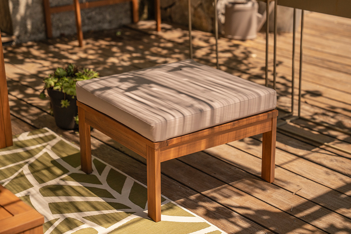 Gartensalon 3-4 Pl�tze aus massivem Holz, 2 Sets Bez�ge (taupe oder ecru) und geflochtenen Armlehnen ALOHA