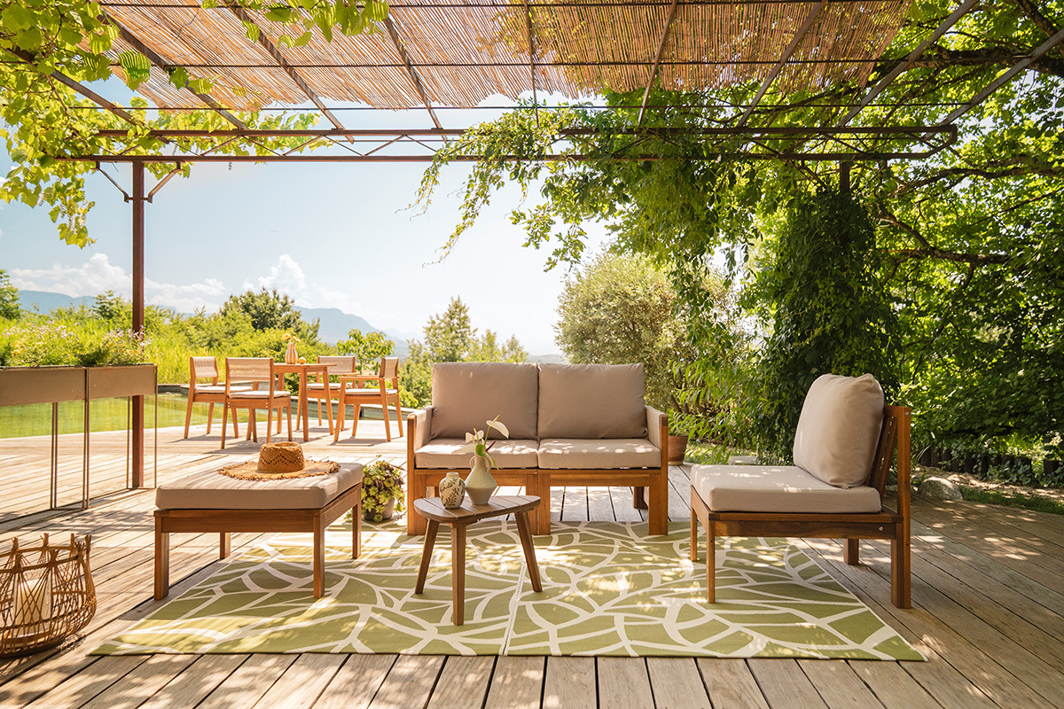 Gartensalon 3-4 Pl�tze aus massivem Holz, 2 Sets Bez�ge (taupe oder ecru) und geflochtenen Armlehnen ALOHA