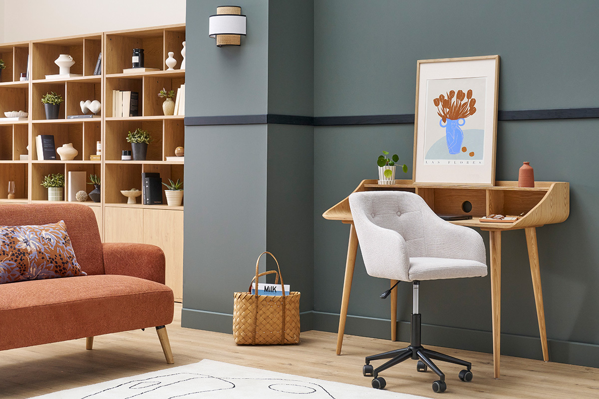 Gepolsterter B�rostuhl mit Rollen aus strukturiertem Samteffektgewebe in Beige und Schwarzem Metall BALTIK